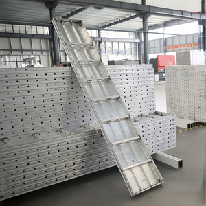 Panneau de coffrage int&eacute;gr&eacute; de grande hauteur de construction de coffrage moderne pour des structures pr&eacute;fabriqu&eacute;es &agrave; surface lisse et rapide
